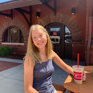 Meet your Posher, Taylor